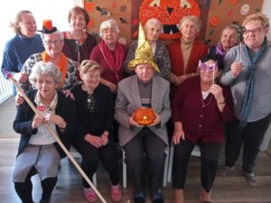 Dziady, Samhain, a Wszystkich Świętych i Halloween – w Klubie „Senior+”